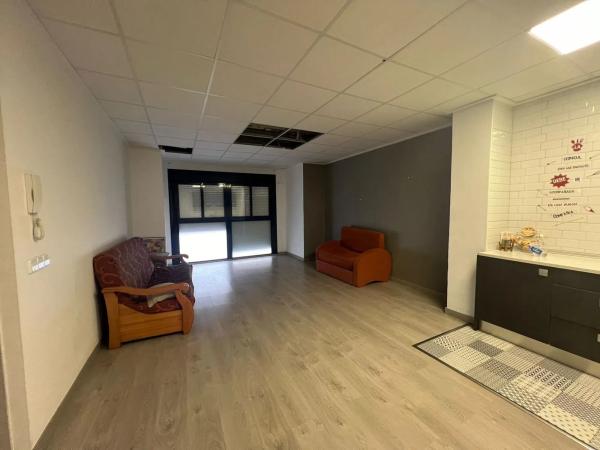 Edificio en Barrio Centro - Muelle Pesquero