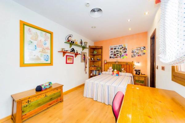 Edificio en Barrio Centro - Muelle Pesquero