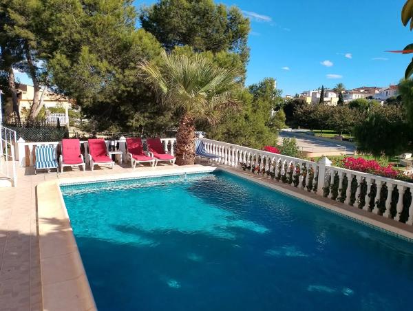 Edificio hotelero en avenida de la Asuncion, 72