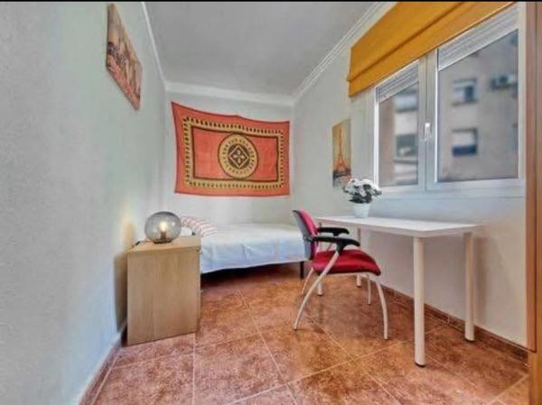 Edificio hotelero en calle Ramón y Cajal