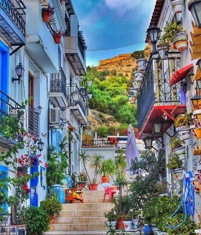 Edificio hotelero en calle Ramón y Cajal