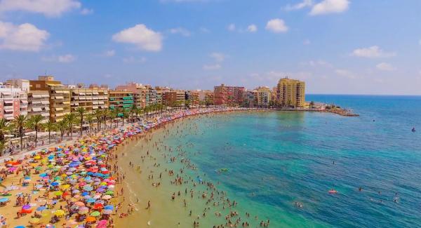 Edificio hotelero en calle Ramón y Cajal