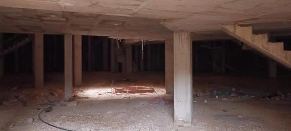 Edificio de uso mixto en calle Sant Isidre San Isidro