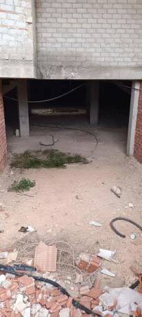 Edificio de uso mixto en calle Sant Isidre San Isidro