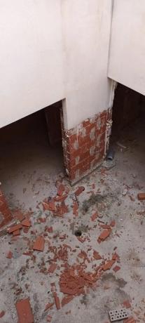 Edificio de uso mixto en calle Sant Isidre San Isidro