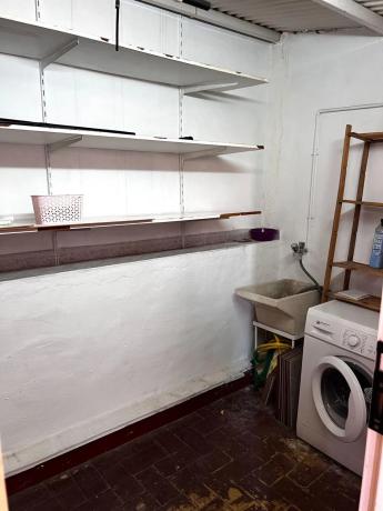 Edificio en Barrio Raval de Santa Teresa-El Asilo