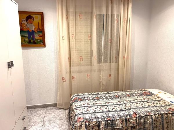 Edificio en Barrio Raval de Santa Teresa-El Asilo