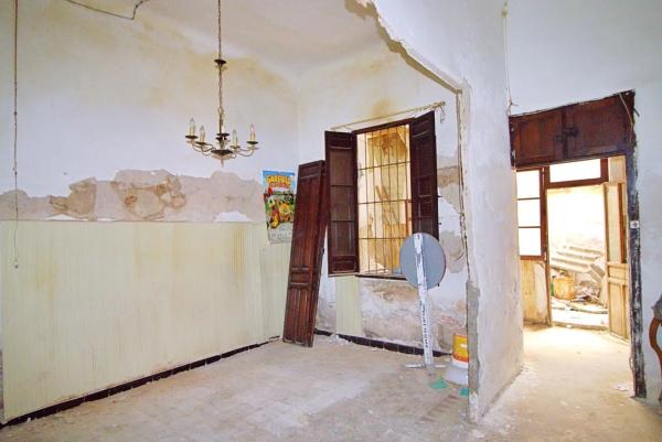 Edificio en Barrio Pont Nou-Corazón de Jesús