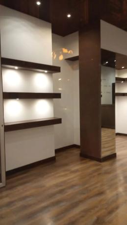 Edificio de uso mixto en calle Sant Jaume, 3