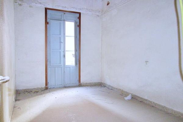 Edificio en Barrio Pont Nou-Corazón de Jesús