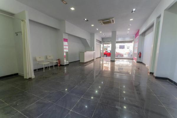 Edificio en Barrio Pont Nou-Corazón de Jesús