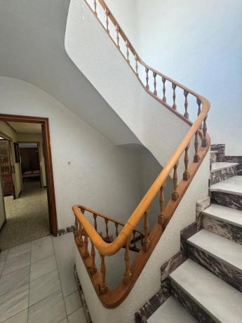 Edificio en calle Cayetano Martínez