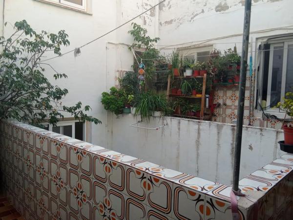 Edificio de uso mixto