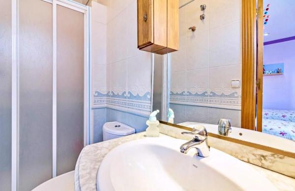 Edificio en Barrio Reina Victoria-Miguel Hernández