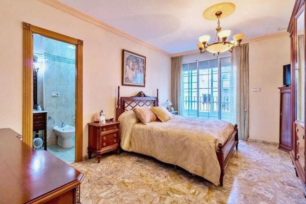 Edificio en Barrio Reina Victoria-Miguel Hernández