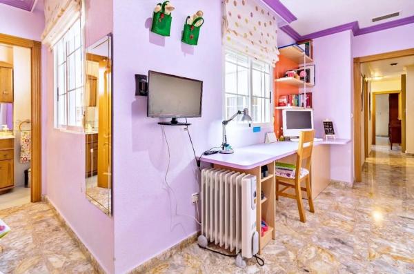 Edificio en Barrio Reina Victoria-Miguel Hernández