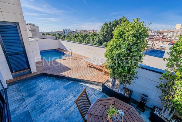 Edificio residencial en Lago