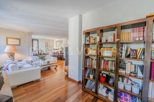 Edificio residencial en Lago