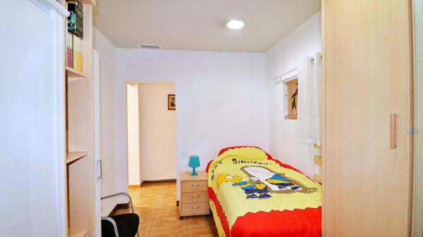 Edificio en Barrio Reina Victoria-Miguel Hernández