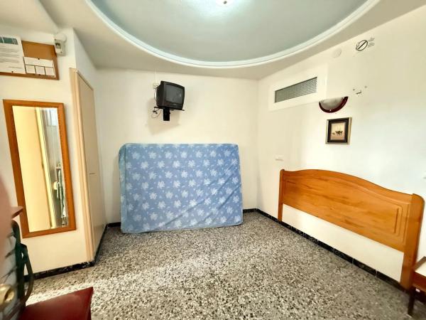 Edificio en plaza Maestro Quislant