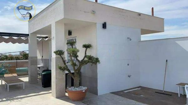 Edificio en calle Hellín