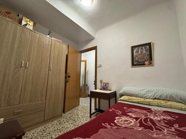 Edificio de uso mixto en plaza Maestro Quislant, 12