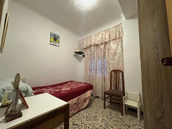 Edificio de uso mixto en plaza Maestro Quislant, 12