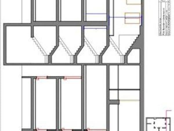 Edificio de uso mixto en calle Pérez Medina