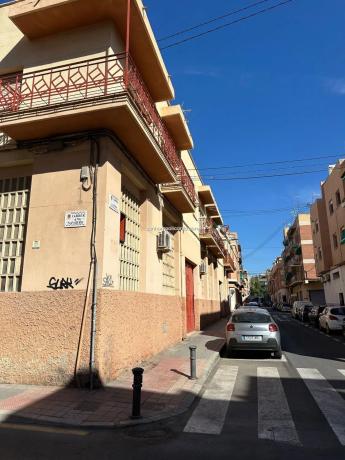 Edificio en Barrio La Florida