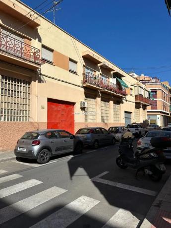 Edificio en Barrio La Florida