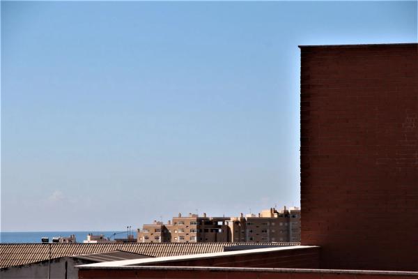 Edificio de uso mixto en avenida de Alcalde Lorenzo Carbonell