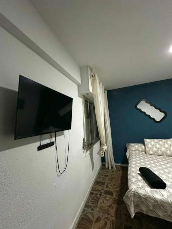 Edificio de uso mixto en calle General Espartero, 5