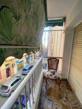 Edificio de uso mixto en calle General Espartero, 5