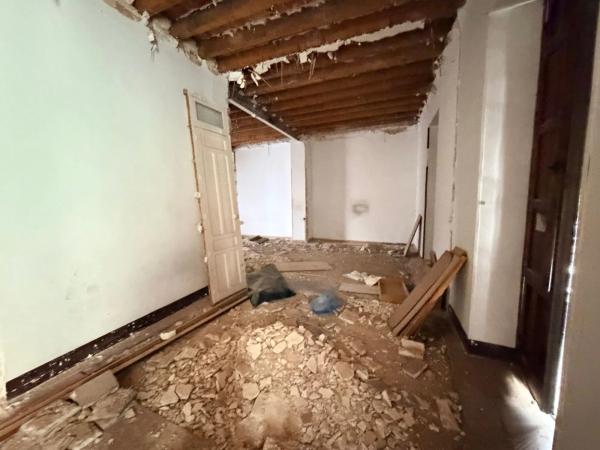 Edificio de uso mixto en calle Belando