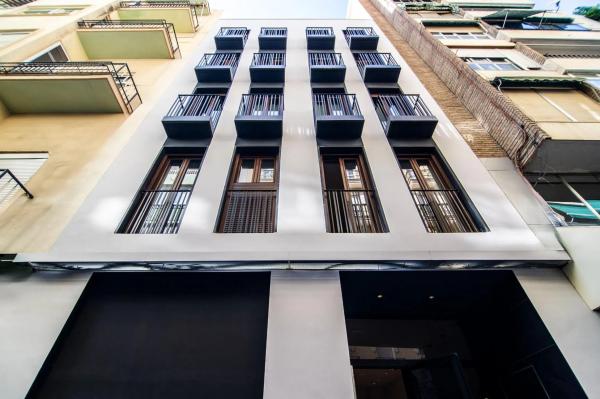 Edificio en calle Bazán