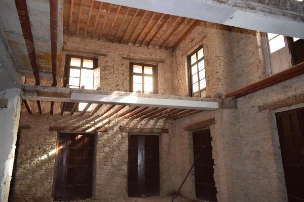 Edificio de uso mixto en calle Gravina, 15