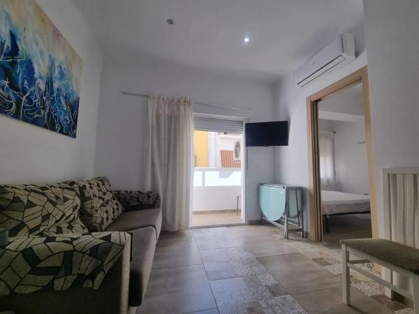 Edificio de uso mixto en calle Josep Maria Py s/n