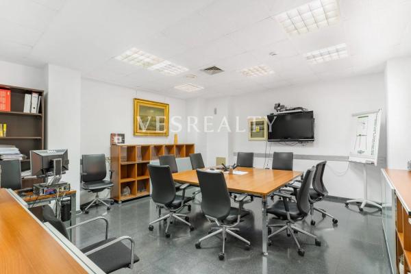 Edificio en plaza Ruperto Chapí