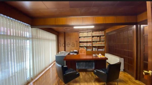 Edificio de uso mixto