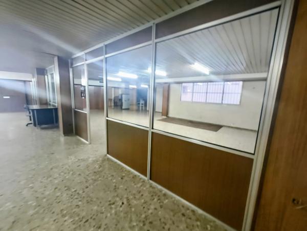 Edificio de uso mixto