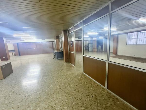 Edificio de uso mixto