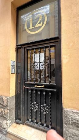 Edificio residencial en calle Colon, 12