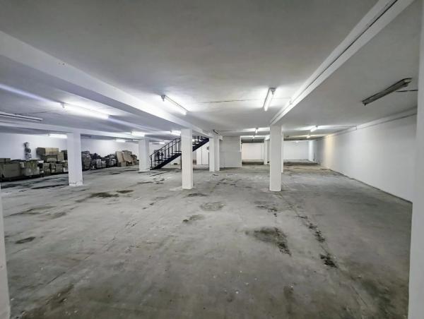 Edificio de uso mixto