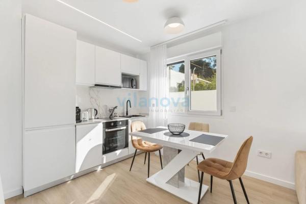 Edificio en calle del Periodista Adrián López