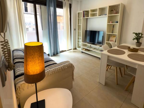 Edificio de uso mixto en calle Díaz Moreu, 58