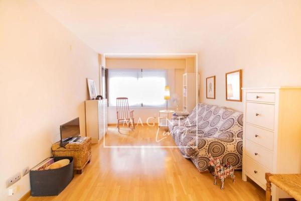 Edificio de uso mixto en calle Marqués del Bosch