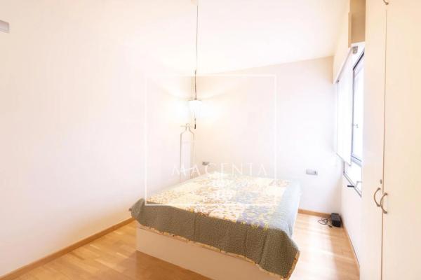 Edificio de uso mixto en calle Marqués del Bosch