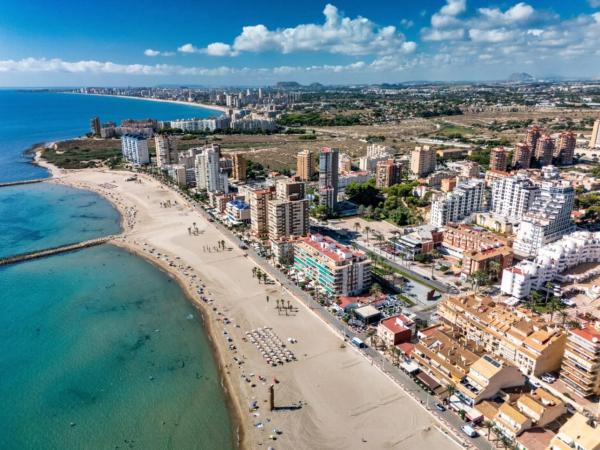 Edificio en Campello Playa