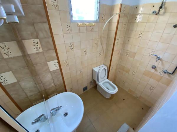 Edificio de uso mixto en calle del Doctor Fleming