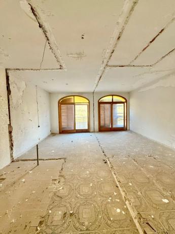 Edificio de uso mixto